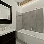 Attic View With Free Parking Apartman Silvaplana
