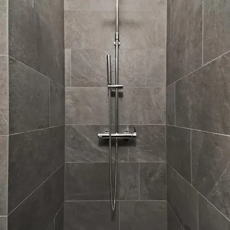 Apartamento Attic View With Free Parking *